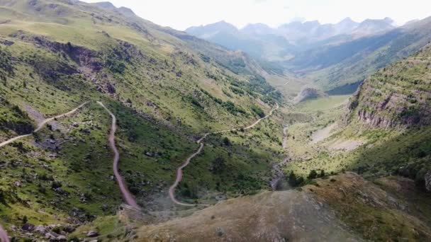 Spanish Pyrenees Huesca Spain Aerial Drone View Hiking Trail Valle — стокове відео