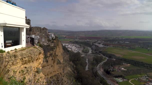 Высоко Над Панорамным Видом Скалы Сельскую Местность Испанской Деревне — стоковое видео