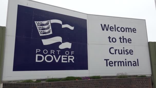 Firma Terminal Cruceros Port Dover Dover Reino Unido — Vídeos de Stock