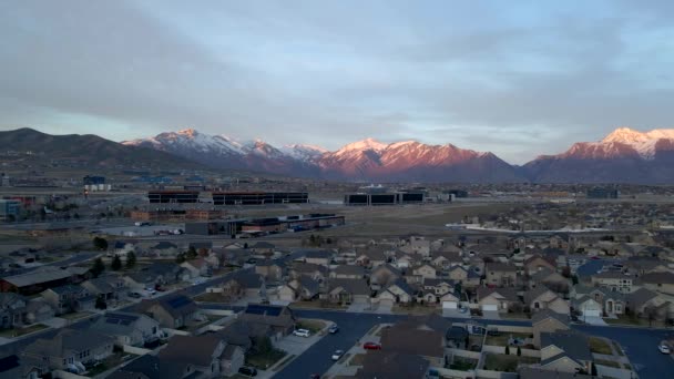 Silicon Slopes Lehi Utah Com Edifícios Escritórios Uma Comunidade Suburbana — Vídeo de Stock