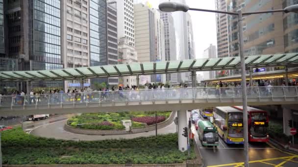 Crowded Bridge Road Rainy Day Hong Kong Middle Workday — Stock Video