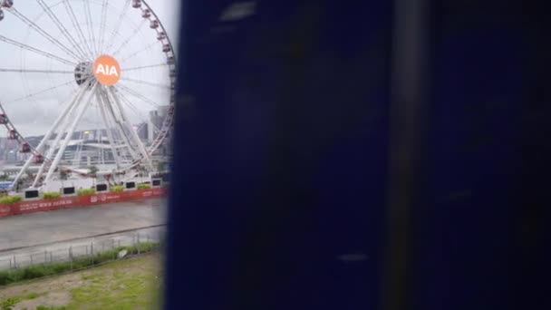 Вид Центральный Пейзаж Время Прогулки Мосту Колесо Обозрения Гонконга Pov — стоковое видео
