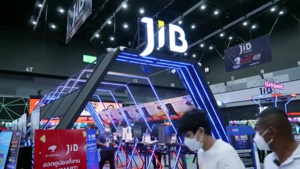 泰国曼谷Bitec Bangna举行的泰国2022计算机技术活动中的步行和购物活动 — 图库视频影像