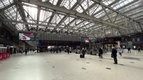 Glasgow Central Två Huvudjärnvägsterminaler Glasgow Skottland Järnvägsstationen Öppnades Caledonian Railway — Stockvideo