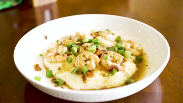 Plate Shrimp Grits Steaming Fresh Ready Eat — Video