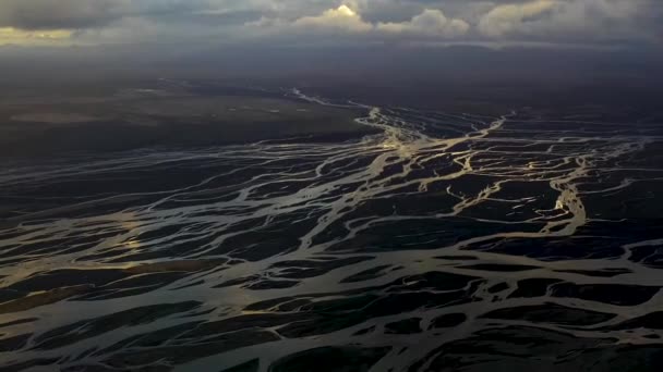 Rotate Glacier Runoff Iceland — Stockvideo