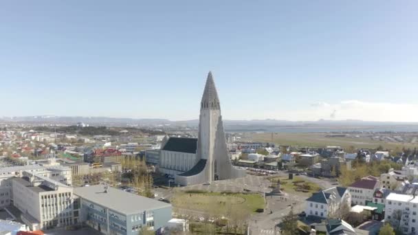 Girato Rotazione Intorno Alla Famosa Chiesa Islanda — Video Stock