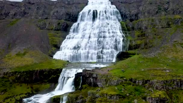 Push Shot Waterfall Iceland — Vídeos de Stock