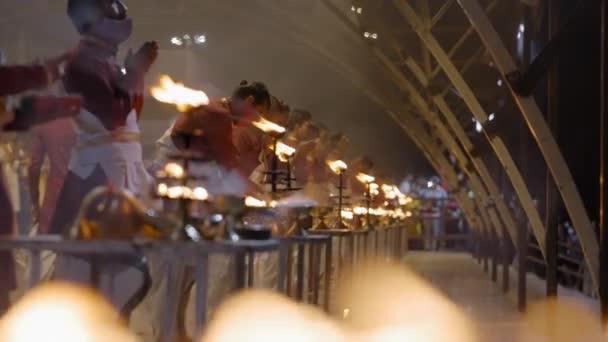 Holy Rituals Fire Lamps Ganga Aarti Triveni Ghat Rishikesh India — Vídeo de stock