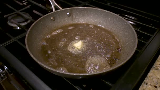 Searing Raw Chuck Roast Pan Butter Gas Stove Handheld — Video Stock