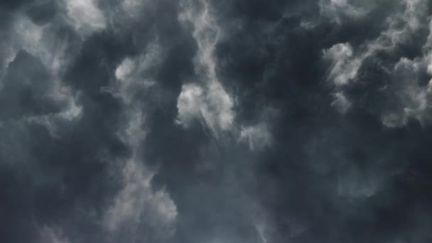 Tormenta Nubes Oscuras Están Reuniendo Justo Antes Tormenta Pesada — Vídeos de Stock