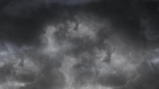 Onweer Donkere Wolken Stormachtig Zwart Tijdens Een Sterke Orkaan Tijd — Stockvideo