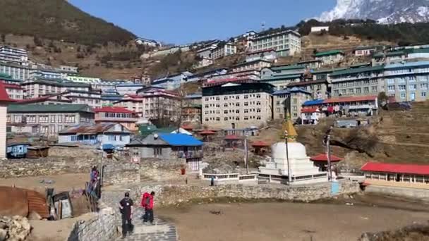 Namche Bazaar Nepal Maart 2022 Een Weids Uitzicht Namche Bazaar — Stockvideo