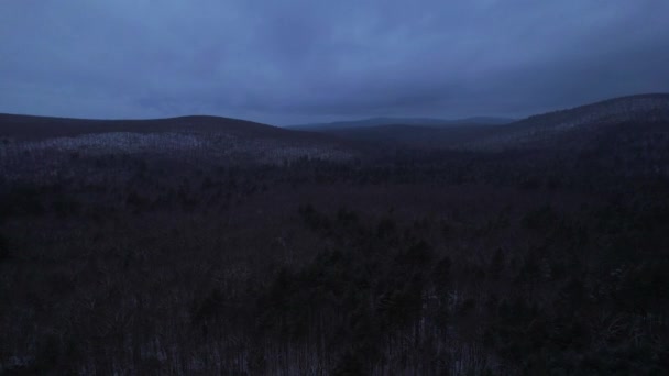 Aerial Drone Video Footage Nightfall Snowy Appalachian Mountains Winter Catskill — Vídeo de Stock
