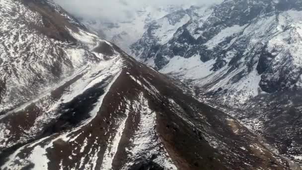 Flying Rugged Terrain Himalaya Mountains Nepal Snow Covered Landscape — Stock videók