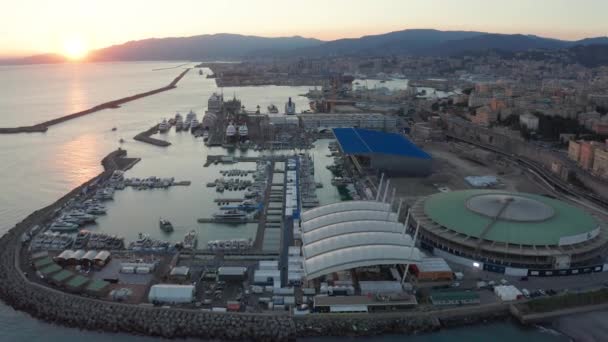 Drone Voando Acima Porto Genova Durante Pôr Sol Voar Para — Vídeo de Stock
