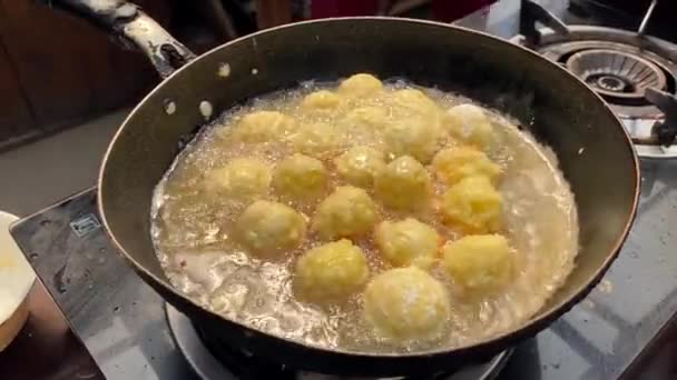 Some Yak Cheese Balls Frying Stove — Vídeo de stock
