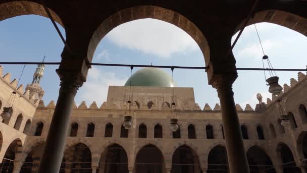 Courtyard Sultan Nasir Muhammad Ibn Qalawun Mosque Green Dome Cairo — Stok Video