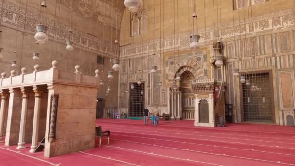 Mihrab Minbar Mezquita Madrasa Del Sultán Hassan Cairo Egipto — Vídeos de Stock