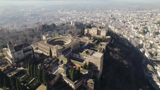 Panoramautsikt Över Alhambra Med Dimmiga Landskap Bakgrunden Granada Spanien Avkomling — Stockvideo