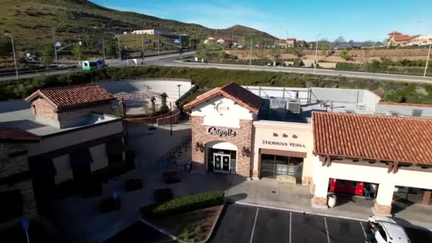 Aerea Sopra Chipotle Messicano Grill Ristorante Parcheggio America — Video Stock