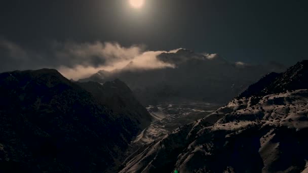 Dağ Tepe Ile Üst Rakaposhi Dağ Zirveleri Pakistan Sunset Sırasında — Stok video