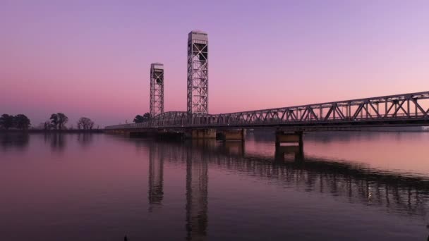 Helen Madere Memorial Bridge Rio Vista California Vertical Lift Bridge — Vídeo de Stock