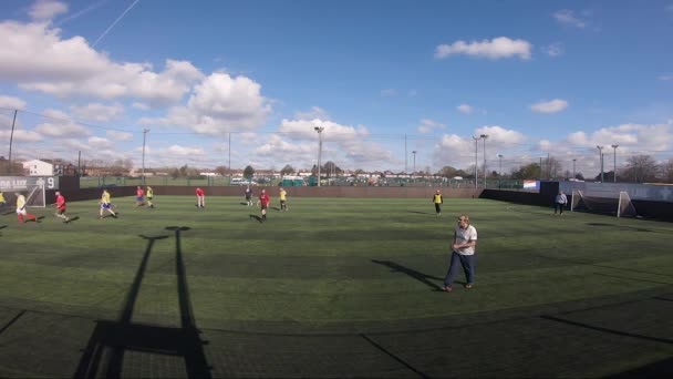 Group Friends Playing Sunday Morning Football Game Goals Ruislip London — Vídeo de Stock