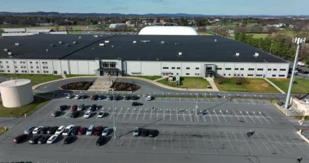 Huge Warehouse Distribution Center Building Cellular Phone Tower Aerial Reveal — Video Stock