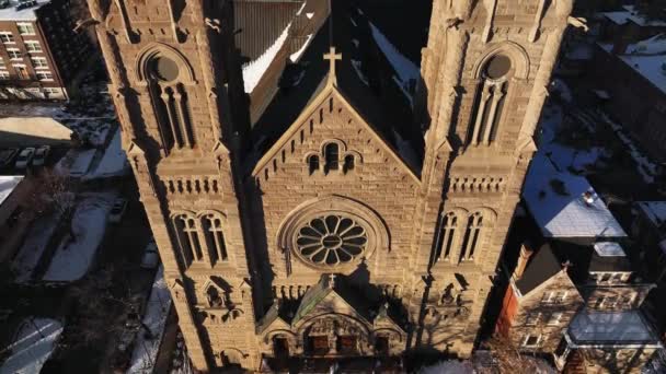 Aerial Tilt Reveal Cathedral Madeleine Downtown Salt Lake City Utah — стоковое видео