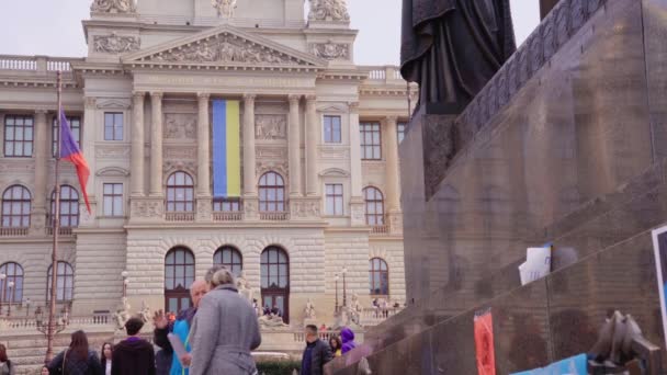 War Transparent Ukraine Statue Saint Wenceslas Wenceslas Square Prague Czech — 图库视频影像