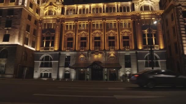 European Style Buildings Busy Street Shanghai China Night Time Tilt — Vídeo de stock