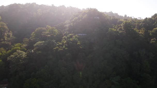 位于哥斯达黎加热带太平洋海岸Jaco山坡上的旧旅馆El Miro 空投铅球 — 图库视频影像