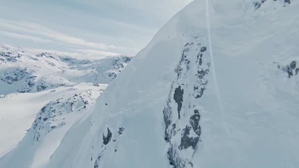 Winterwonderland Berglandschap Noorwegen Uitzicht Vanuit Lucht Zonnige Dag — Stockvideo