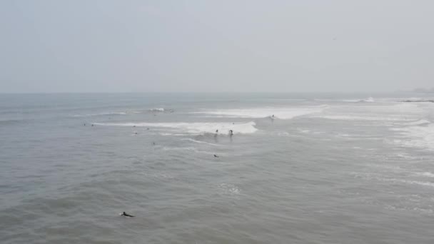 Miraflores Groene Kust Zee Surfen Drone Uhd — Stockvideo