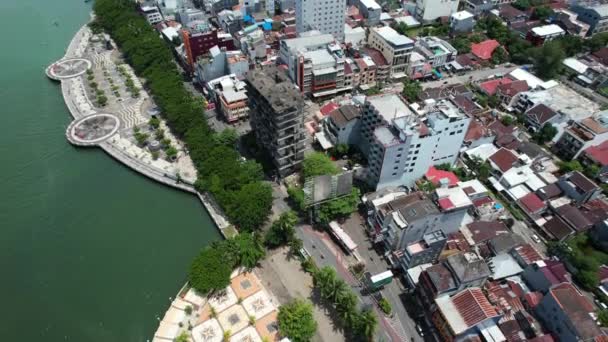 Drone Survolant Makassar Ville Sulawesi Indonésie Lors Une Journée Ensoleillée — Video