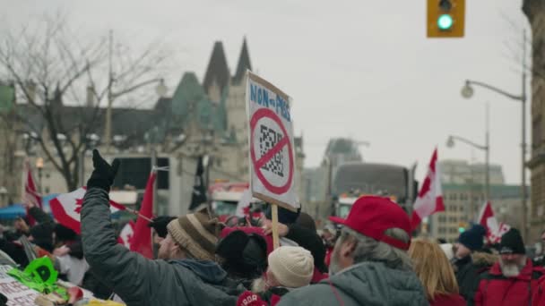 People Fighting Government Mandates Covid19 Vaccine Ottawa Ontario Canada Moción — Vídeos de Stock