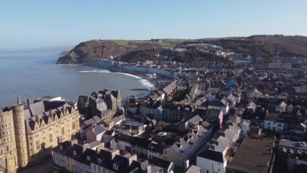 Una Veduta Aerea Della Città Gallese Aberystwyth Che Mostra Lungomare — Video Stock