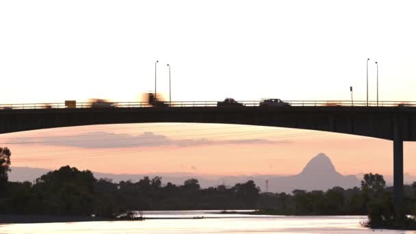 メキシコの橋Alamo Veracruzの上の交通時間経過 — ストック動画