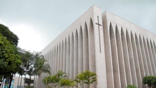 Yttre Från Dom Bosco Church Brasilia Pan Shot Molnig Dag — Stockvideo