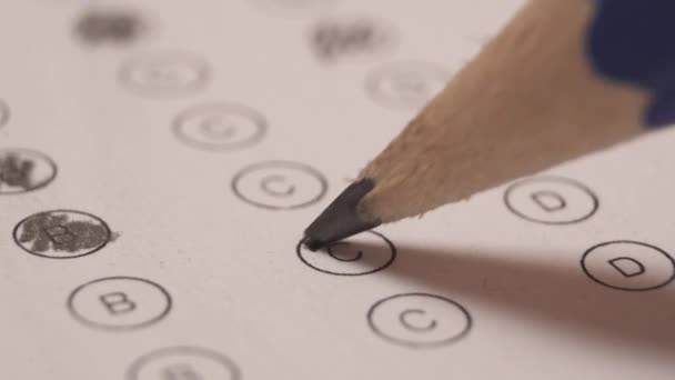 Pencil Filling Out Bubble Person Answering Multiple Choice Exam Selective — Stockvideo