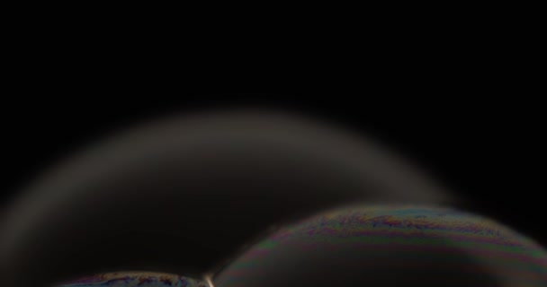 Монохроматический Выстрел Мыльных Пузырей Статический Крупный План Низкая Фокусировка — стоковое видео