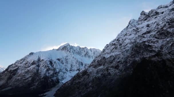 Snowy Mountains Winter Drone Flying Alps Aerial Beautiful Peaks Covered — Video Stock