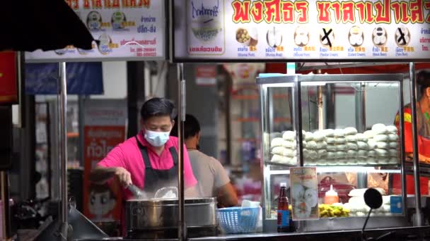 Vendor Face Mask Cooking Steamed Buns Food Stall Chang Phuak — Video Stock