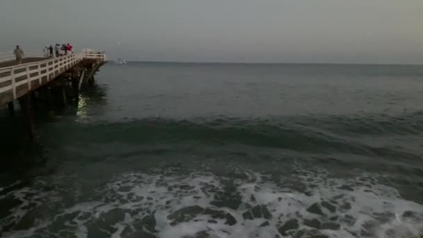 Waves Crashing Pier Malibu — Stockvideo