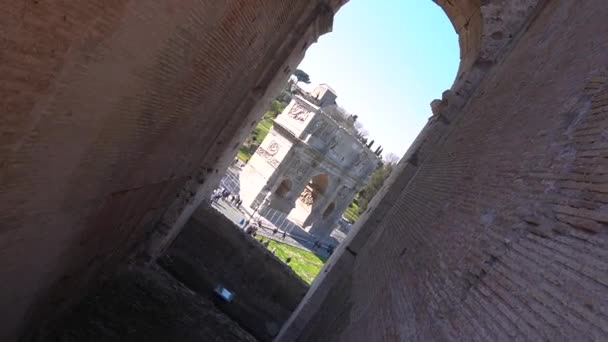 Roterande Bild Arcus Constantini Rom Från Bågöppning Colosseum Middagstid — Stockvideo