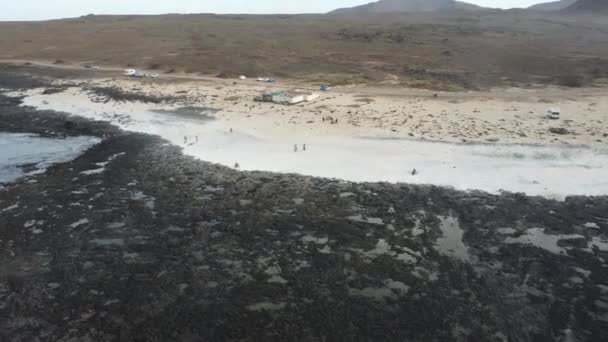 Spektakularny Materiał Filmowy Pięknej Plaży Fuerteventura Drone — Wideo stockowe