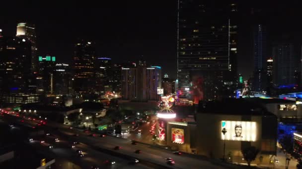 Luchtfoto Nacht Centrum Van Los Angeles Naar Staples Center — Stockvideo