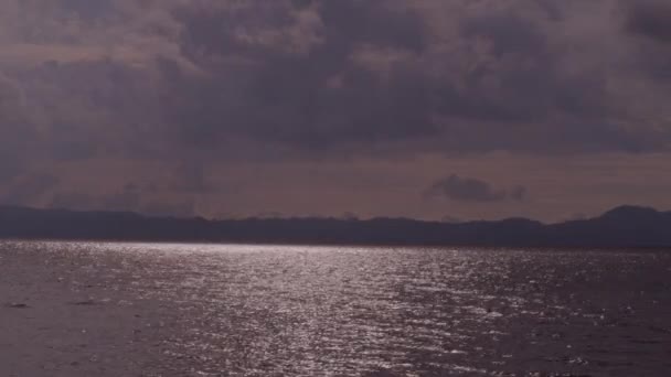 Wolken Ziehen Schnell Über Einen Wunderschönen See Bei Sonnenuntergang Verazruz — Stockvideo