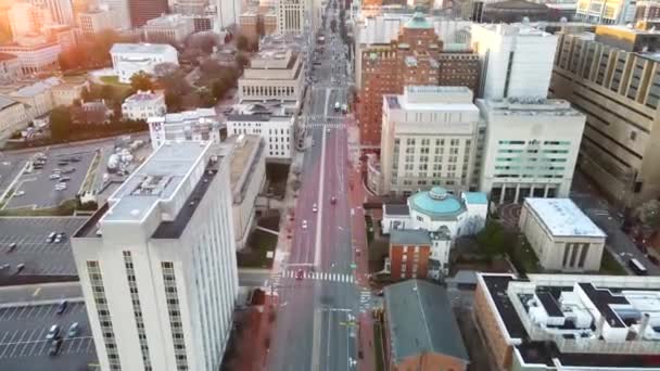 Broad Street Golden Hour Downtown Richmond Virginia Usa Aerial View — стокове відео